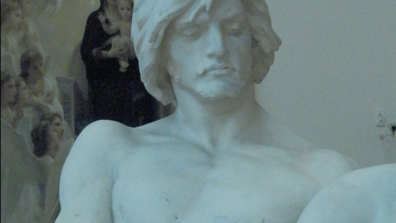 Les premières funérailles